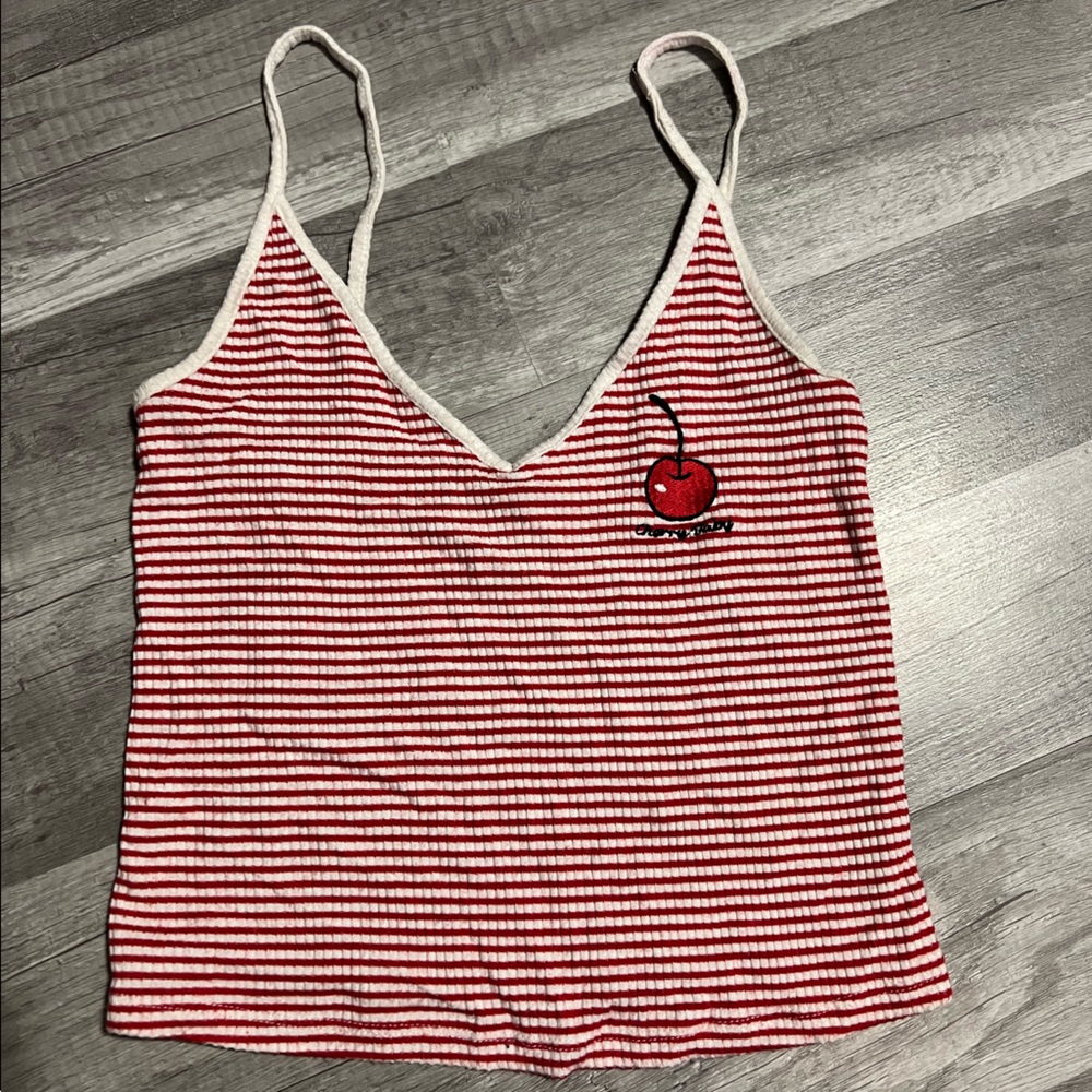 Forever 21 Cropped Tank in Small